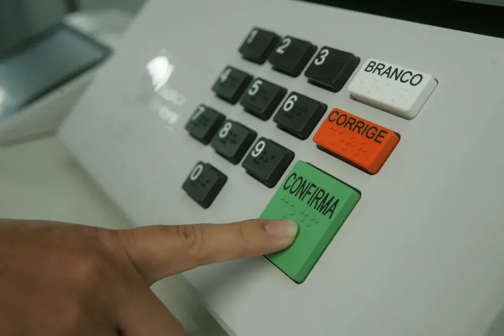 Prazo para substituição de candidatos termina segunda; entenda