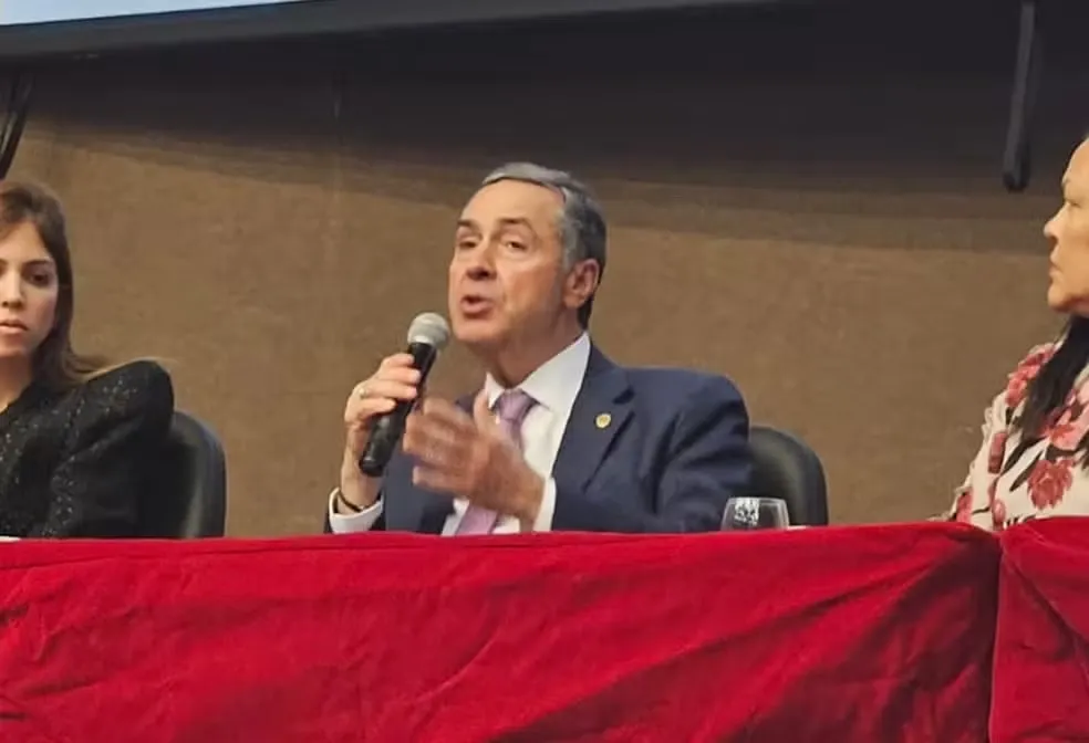 Presidente do STF critica funcionamento das plataformas digitais: "Há um sentido perverso para disseminar o ódio"