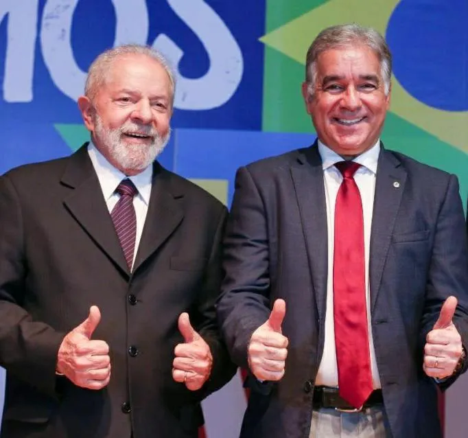 Com apoio de Lula, Zé Neto lidera com 46,2% e pode vencer eleição no 1º turno em Feira de Santana
