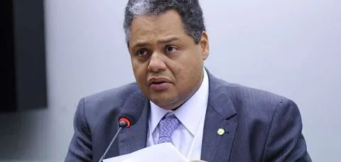 PSD condiciona apoio à reeleição de Lula ao aval para Antônio Brito 