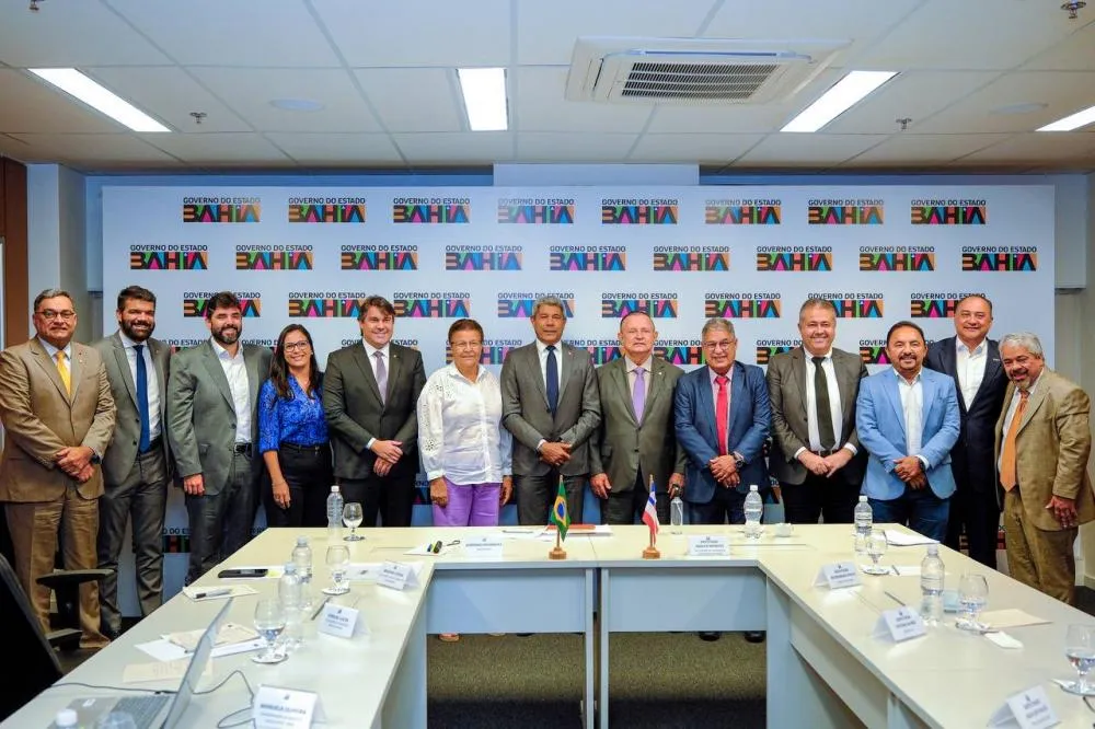 Jerônimo realiza reunião com líderes de bancada da Assembleia Legislativa