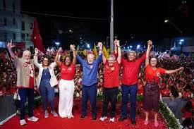 Vitória de Caetano em Camaçari traz PT de volta a destaque político e quebra formação de tríade do União Brasil na RMS