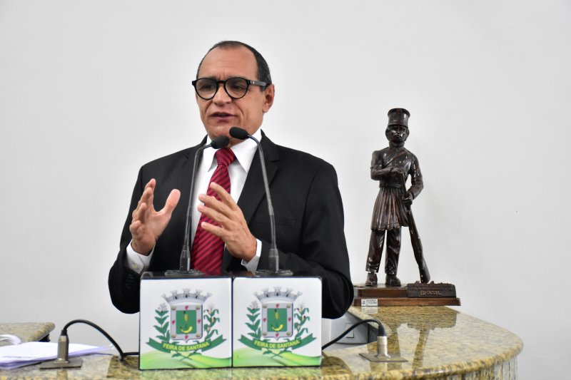 Promotor pede na Justiça explicações da Prefeitura sobre auxílio-alimentação de estudante da rede municipal