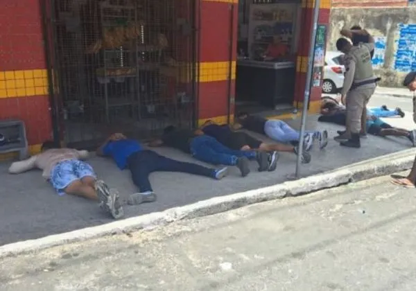 ustiça manda soltar corintianos que atacaram sede de organizada do Vitória