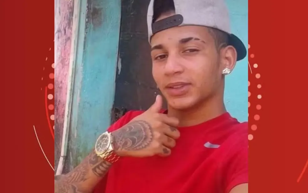 Suspeito de tráfico morre após confronto com PMs em festa do tipo 'paredão' em Salvador; fuzil foi apreendido