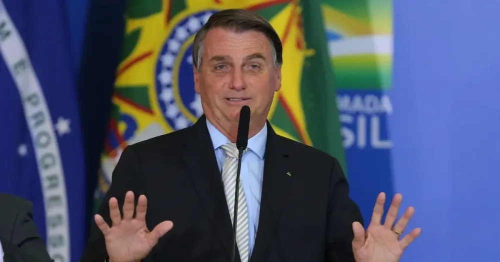 STF prevê julgar Bolsonaro sobre golpe em 2025 para evitar calendário eleitoral de 2026