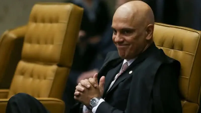 Moraes proíbe ex-assessor de Bolsonaro de ser ouvido por comissão da Câmara dos Deputados; saiba motivo