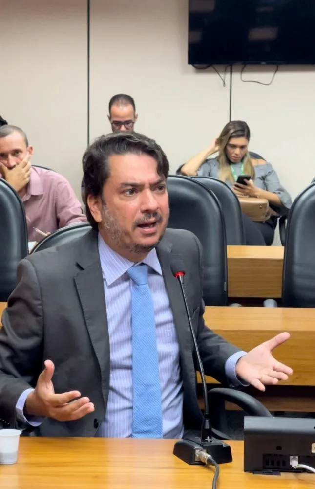 Pedro Tavares cobra soluções para acidentes causados por animais soltos nas estradas da região de Irecê