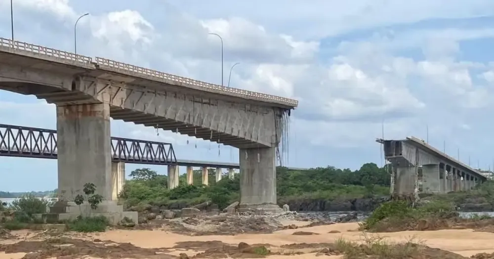 VÍDEO: Vereador flagra momento em que ponte entre Tocantins e Maranhão racha e desaba