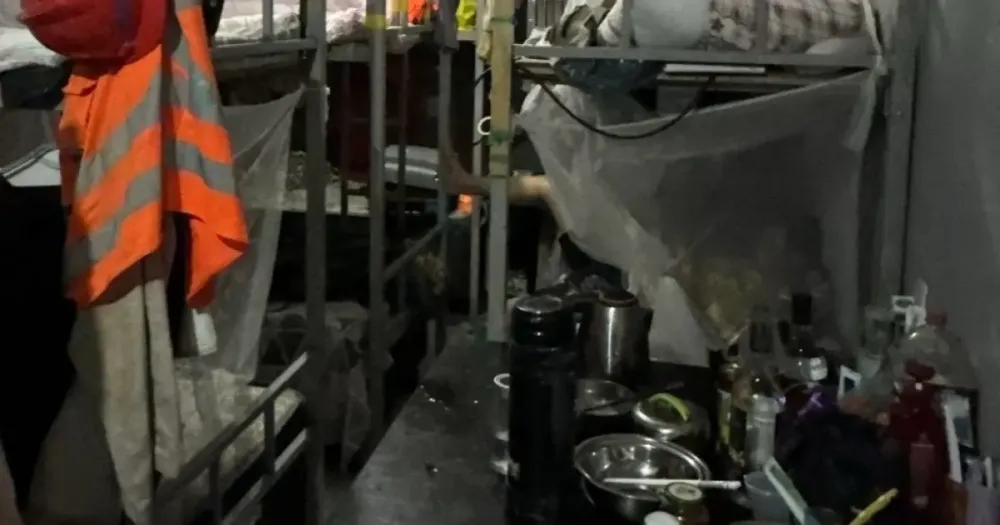 Mais de 160 trabalhadores chineses são resgatados em situação de trabalho escravo na obra da BYD em Camaçari; construção é interditada