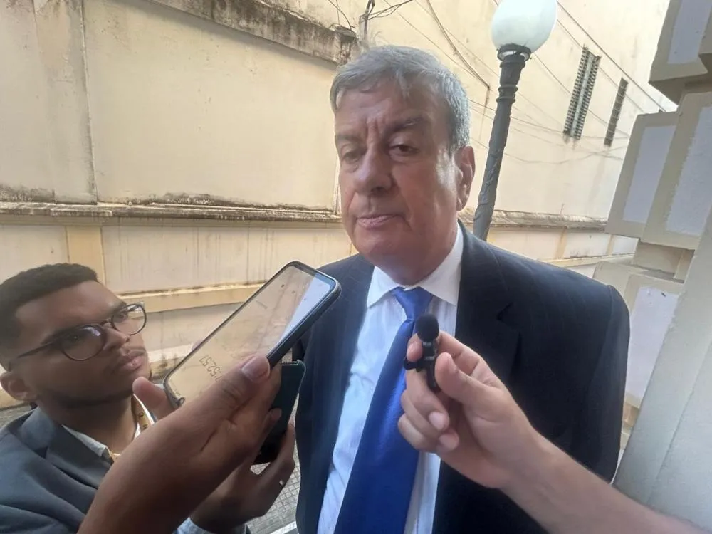 Colbert Martins se despede da Prefeitura Municipal de Feira de Santana