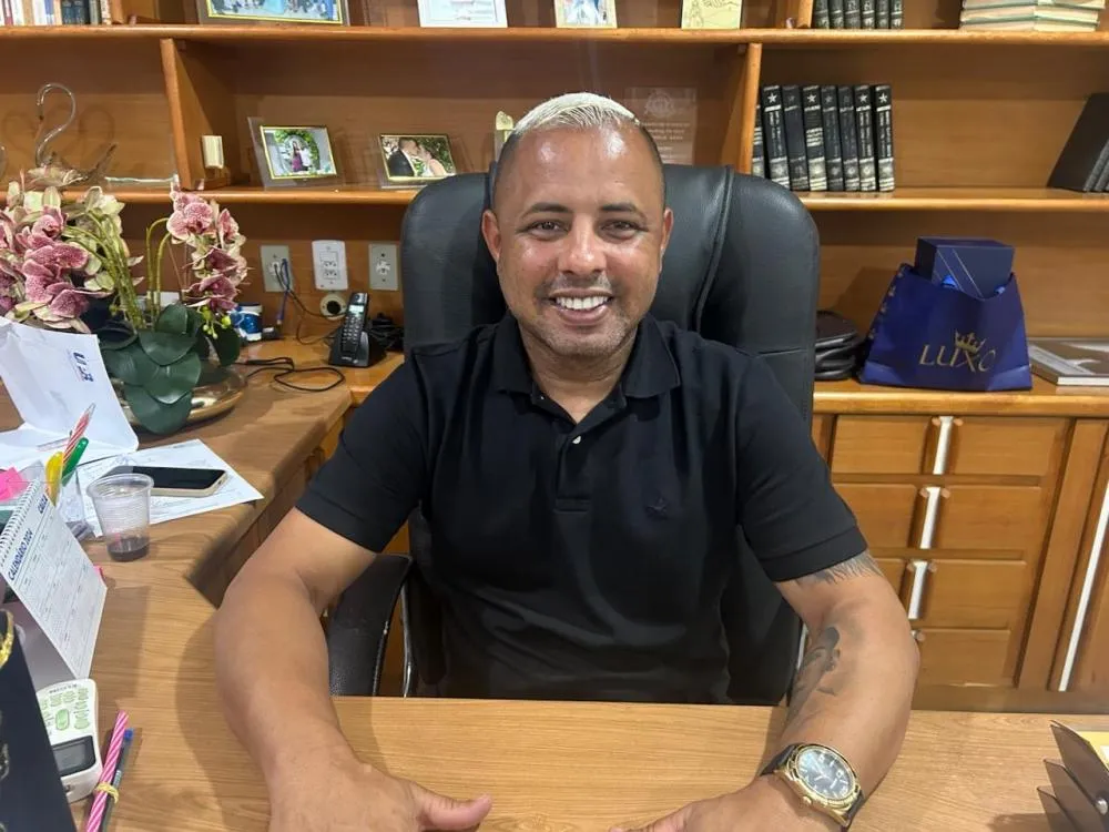 Prefeito Vitor do Povo fala sobre ações de seu novo governo 