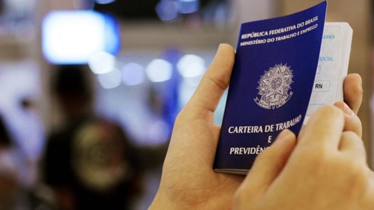 Brasil cria mais de 131 mil empregos formais em julho, aponta Caged