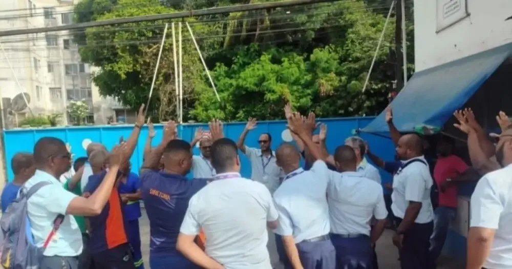 Rodoviários de empresa que atende Região Metropolitana e Recôncavo paralisam atividades