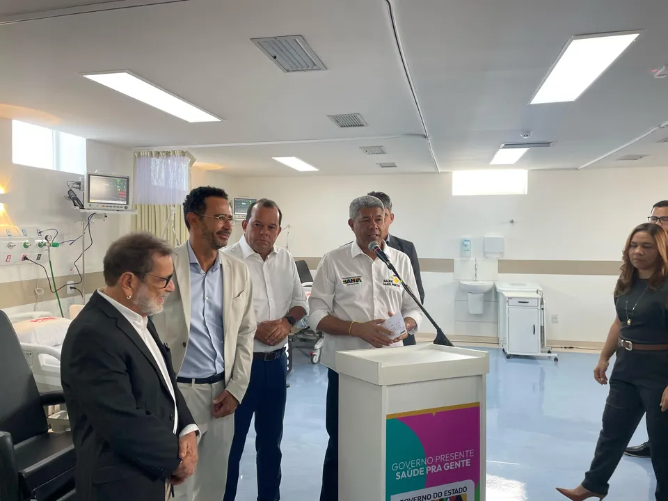 Jerônimo garante que piso dos professores será pago até março