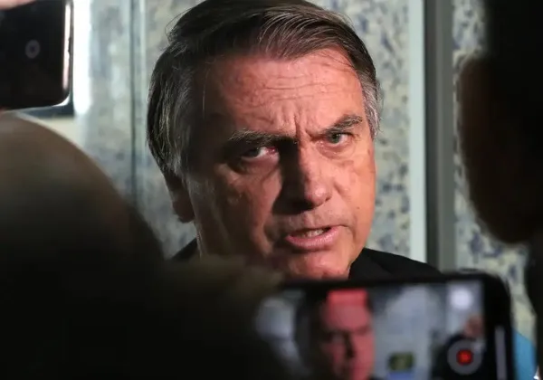 Além de Bolsonaro, saiba quem são as 34 pessoas denunciadas pela PGR por crime de golpe de Estado
