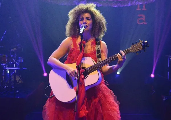 Vanessa da Mata passará por 11 cidades em turnê pela Europa