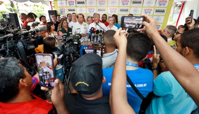 Jerônimo Rodrigues fala sobre o terceiro dia do Carnaval na Bahia 