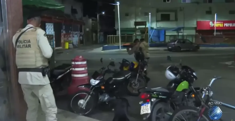 Após mortes de 12 traficantes, tiroteio é registrado ao vivo em Salvador