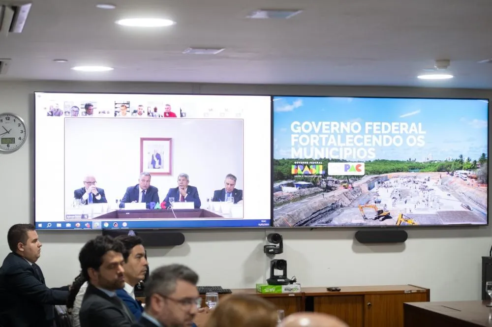 Governo da Bahia monta estrutura para orientar prefeitos e prefeitas nas inscrições de obras no PAC Seleções; prazo vai até 31 de março