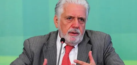 Wagner nega rumores sobre assumir Serin no governo Lula: “Barrigada”