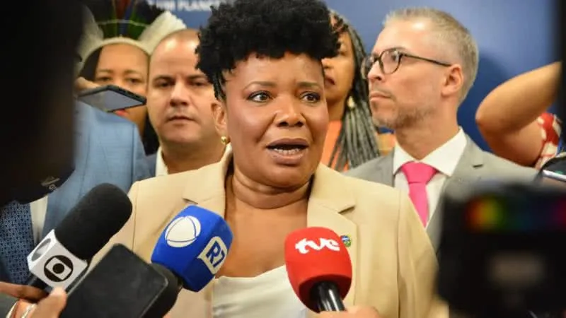 Oposição pede investigação e impeachment da ministra Margareth Menezes; saiba o motivo