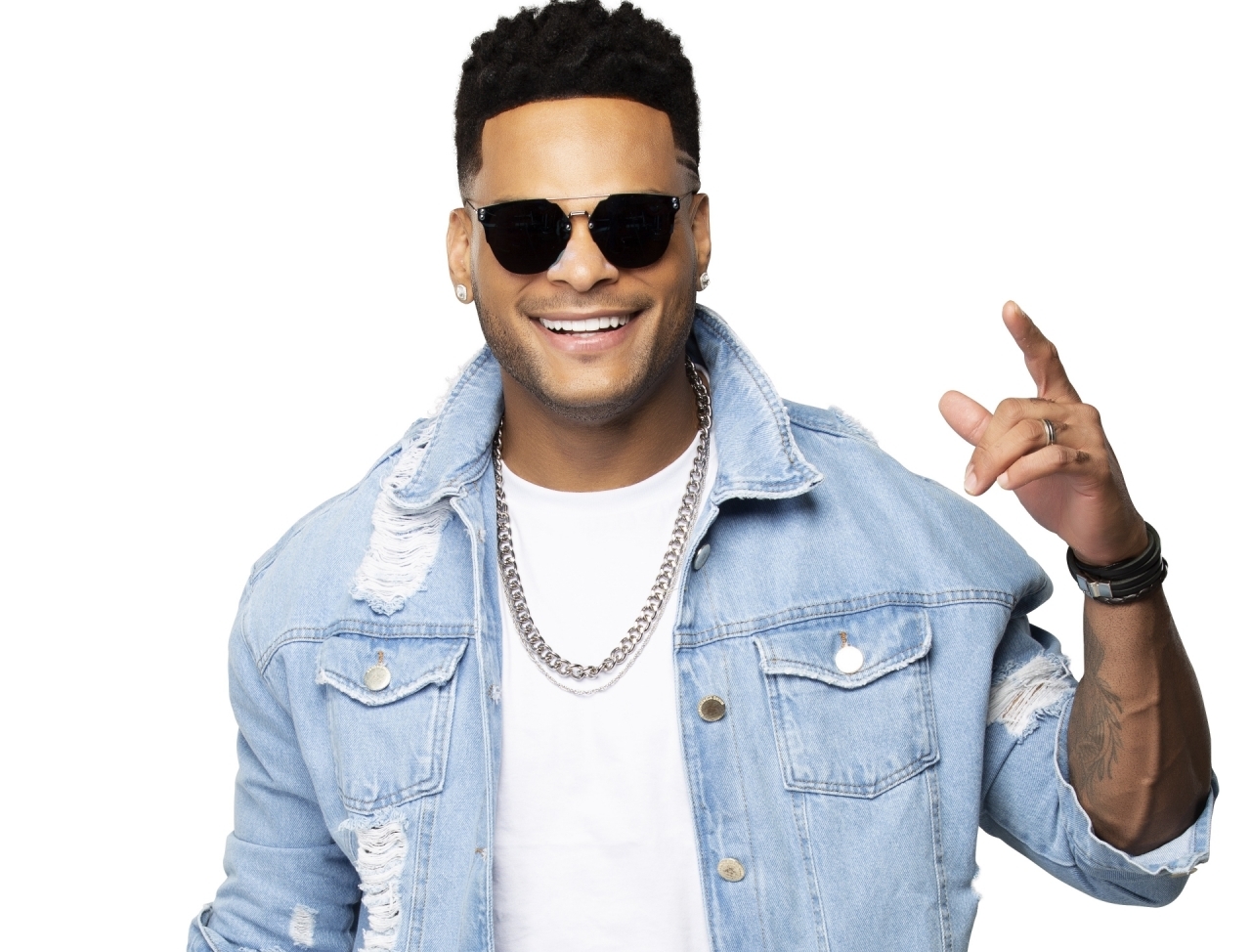 Parangolé lança novo CD com dezenas de faixas e músicas inéditas