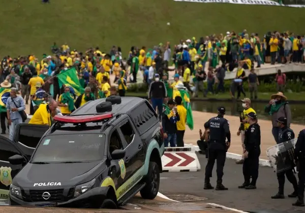 Pesquisa aponta que 51% dos brasileiros são contra anistia pelos ataques de 8/1