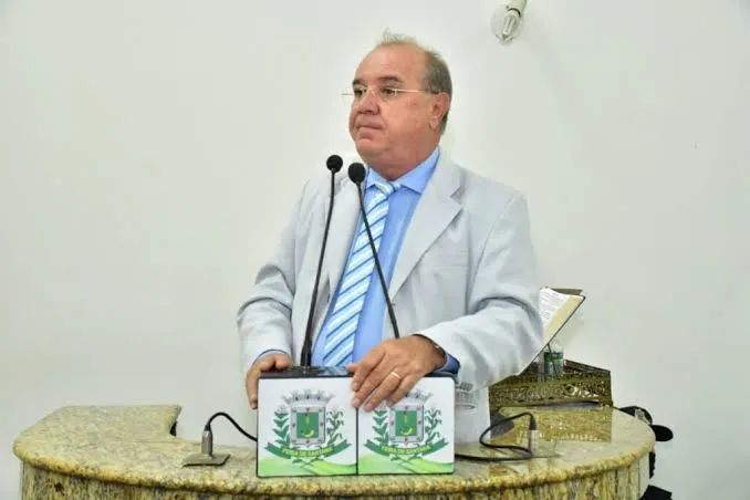 Projeto de lei visa ratear valor do guincho entre veículos 