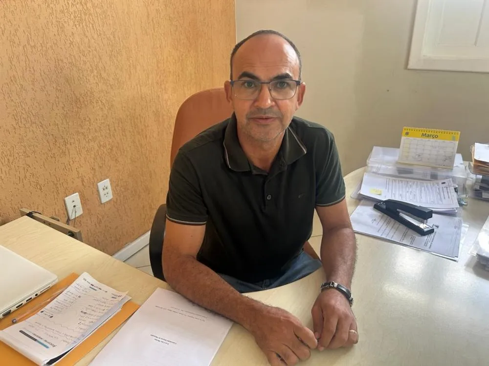 Prefeito Júnior Batata fala que esteve em Salvador com a secretária Roberta Santana 