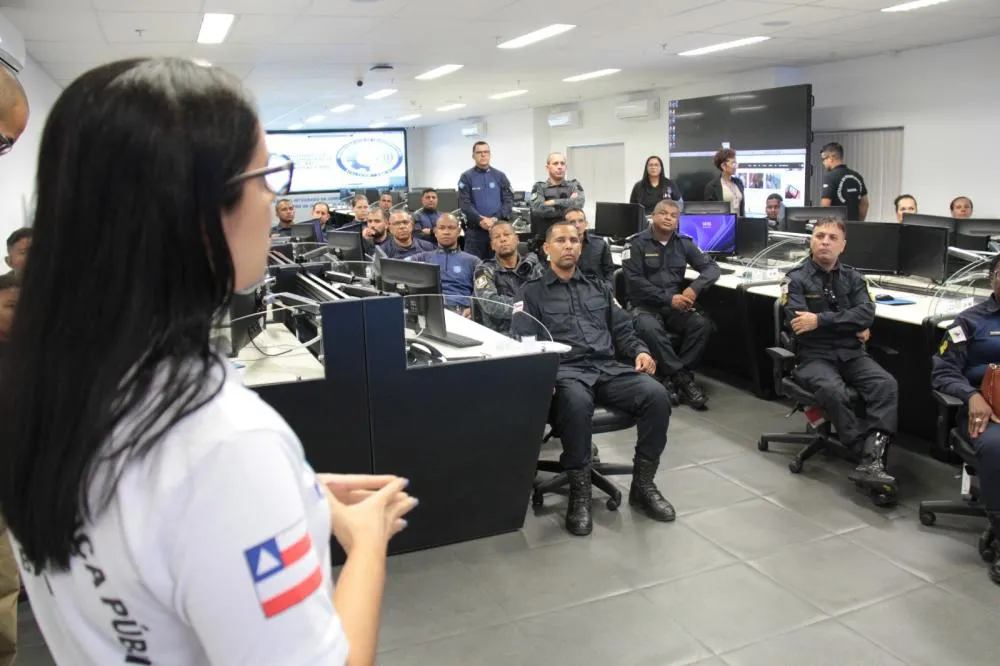 Alunos do III Curso Interfederativo para Guardas Municipais conhecem tecnologias do Centro de Operações e Inteligência