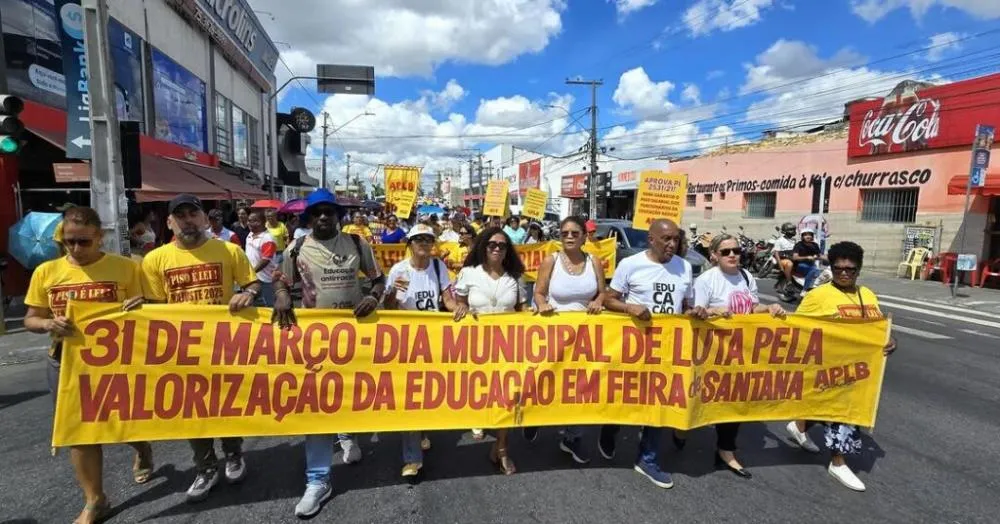 APLB Sindicato expressa solidariedade à liderança sindical Marlede Oliveira em Feira de Santana