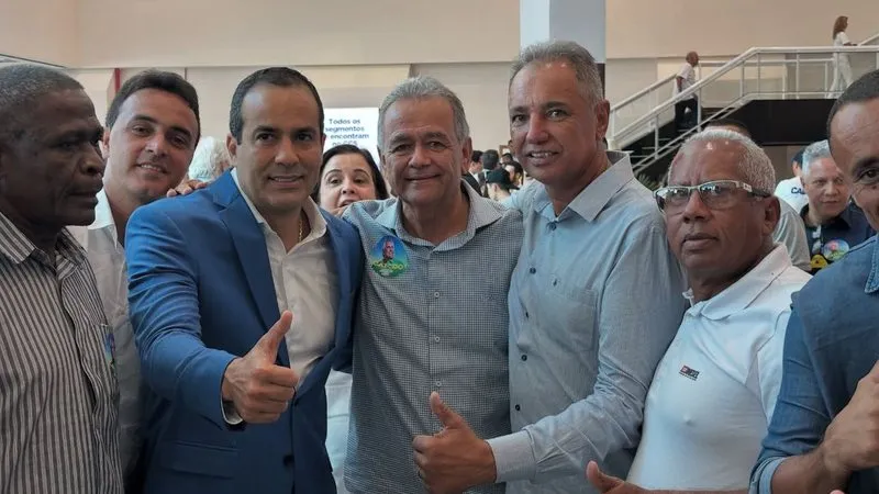 Secretário-geral do PL na Bahia vai a ato pró-Caiado e desagrada bolsonaristas