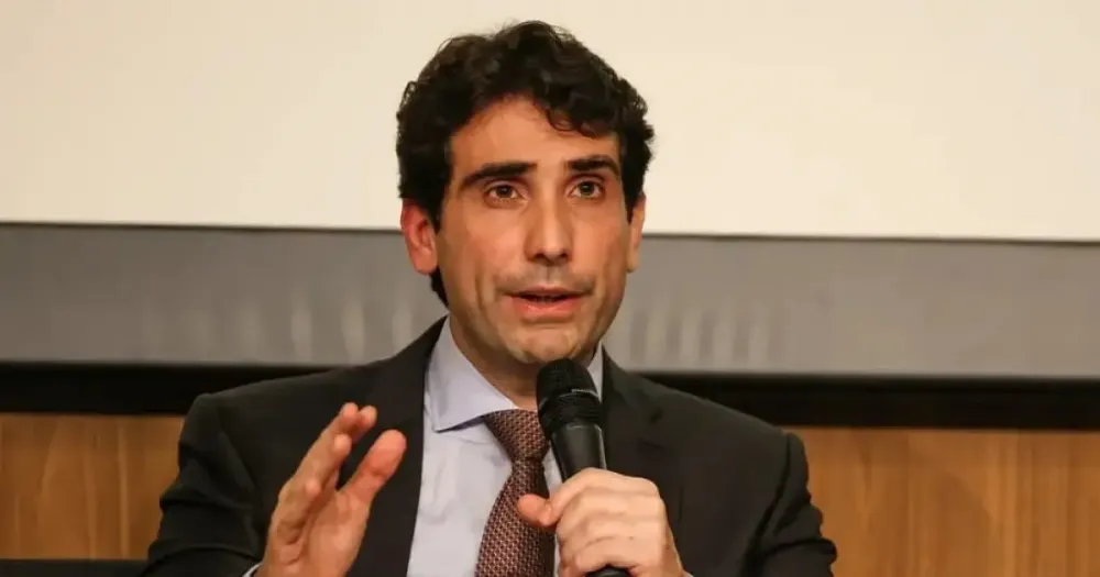 Banco Central diz que brasileiros gastam até R$ 30 bilhões por mês em bets