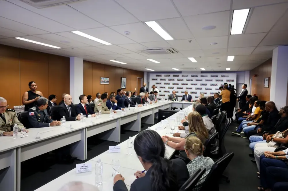 Policiais poderão ter mais de 20% de aumento de salário na Bahia