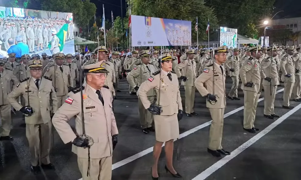 Deputados aprovam reajuste salarial para policiais civis, militares e agentes penais da Bahia