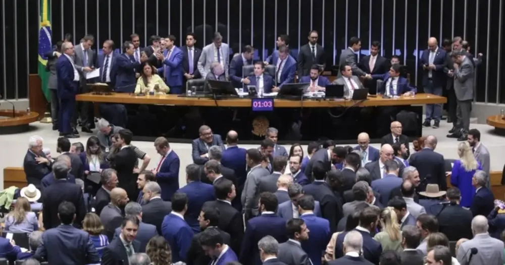 Câmara aprova aumento na quantidade de deputados, de 513 para 531; confira como votaram os parlamentares baianos
