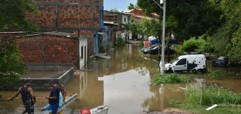 Mais de 100 cidades baianas seguem em alerta amarelo do Inmet