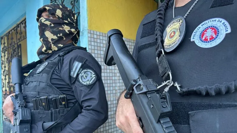 Quatro policiais militares são presos suspeitos de tortura durante operações na Bahia
