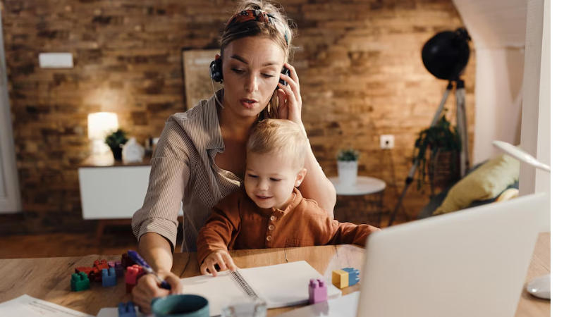 Dia das Mães: Flexibilidade e suporte de gestores empodera mulheres no mercado de trabalho