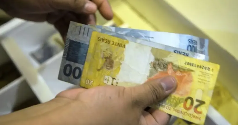 Crédito do Trabalhador beneficia quase 95 mil celetistas na Bahia; Mais 450 milhões foram investidos