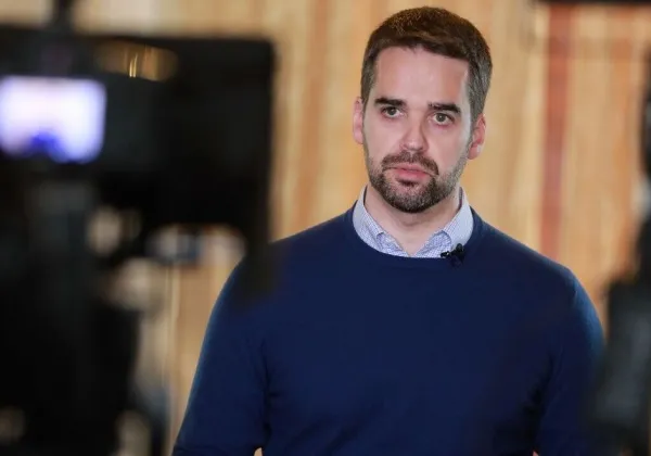 Eduardo Leite confirma pré-candidatura à Presidência em 2026 pelo PSD