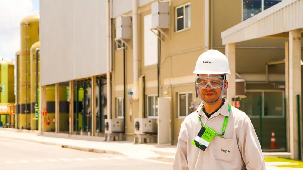 Bahia fortalece crescimento industrial sustentável e atrai investimentos estratégicos