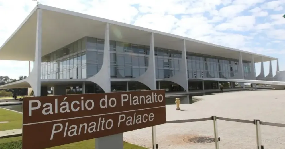 Governo Lula fecha projeto sobre regulação de plataformas que dá a ANPD poder de bloquear redes