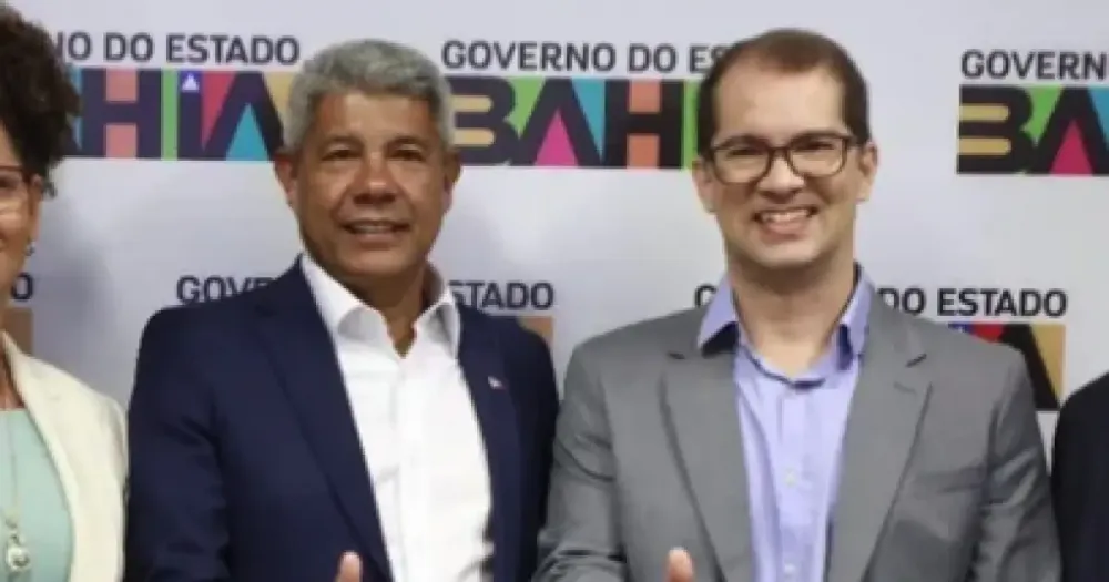 Após romper com ACM Neto e aderir à base de Jerônimo, prefeito de Teixeira de Freitas se filia ao PT