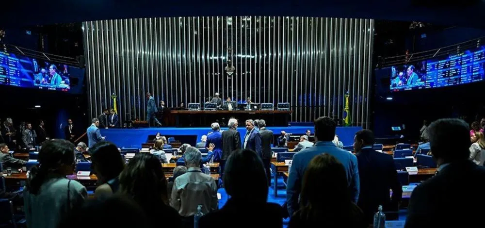 Senado aprova PEC que inclui guarda municipal na segurança pública