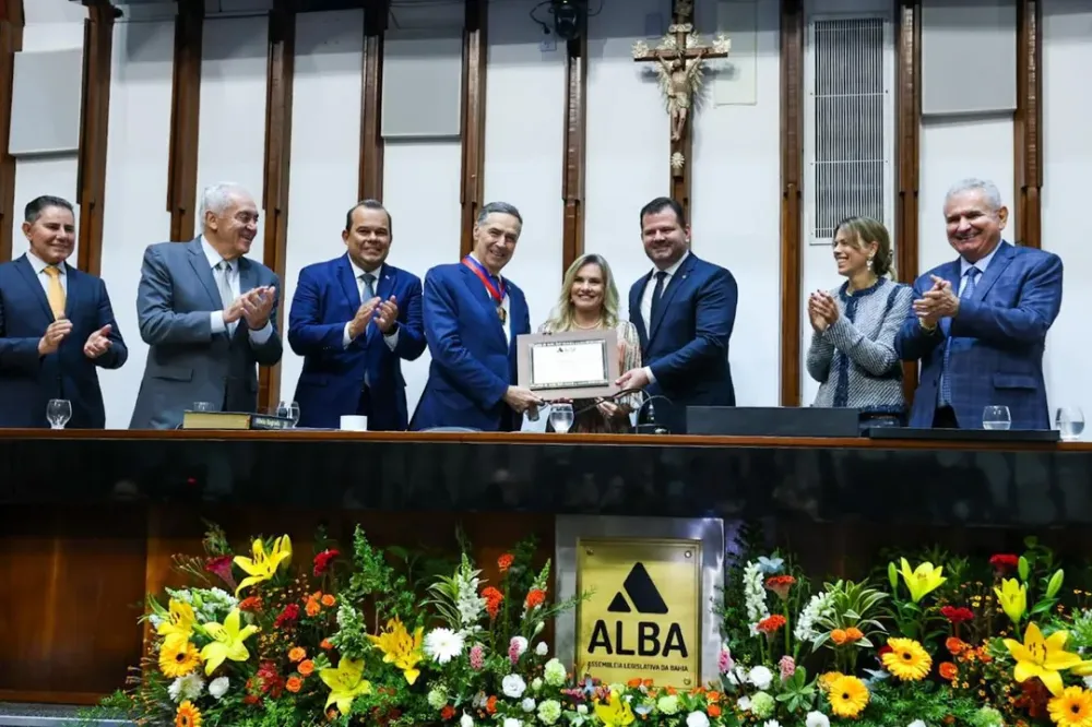 Gilmar Mendes é o 5º ministro do STF a receber cidadania baiana da Alba