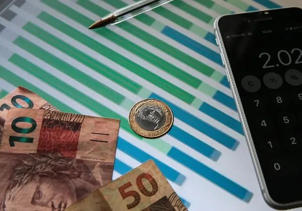 Brasil tem 5º maior crescimento do PIB entre 49 países no 1º trimestre de 2025