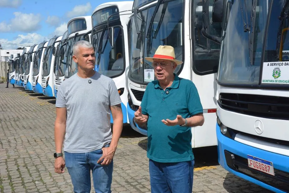 Governo Municipal inspeciona qualidade do transporte público escolar de Feira de Santana