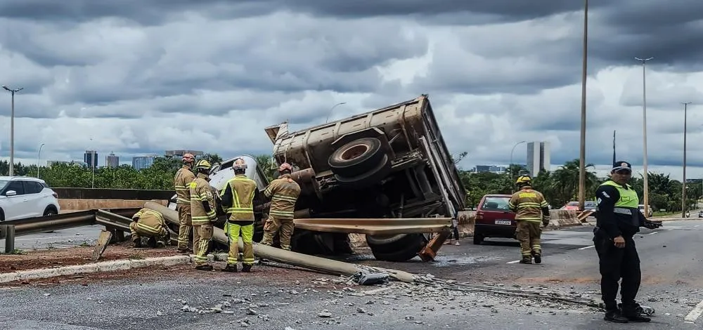 Acidentes de trânsito aumentam demanda por internações e pressionam fila da regulação na Bahia